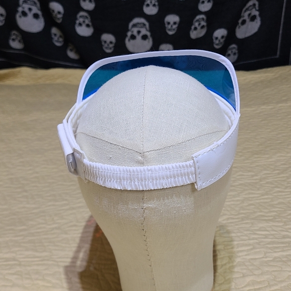 Retro Patriotic LED Sun Visor - Picture 7 of 8